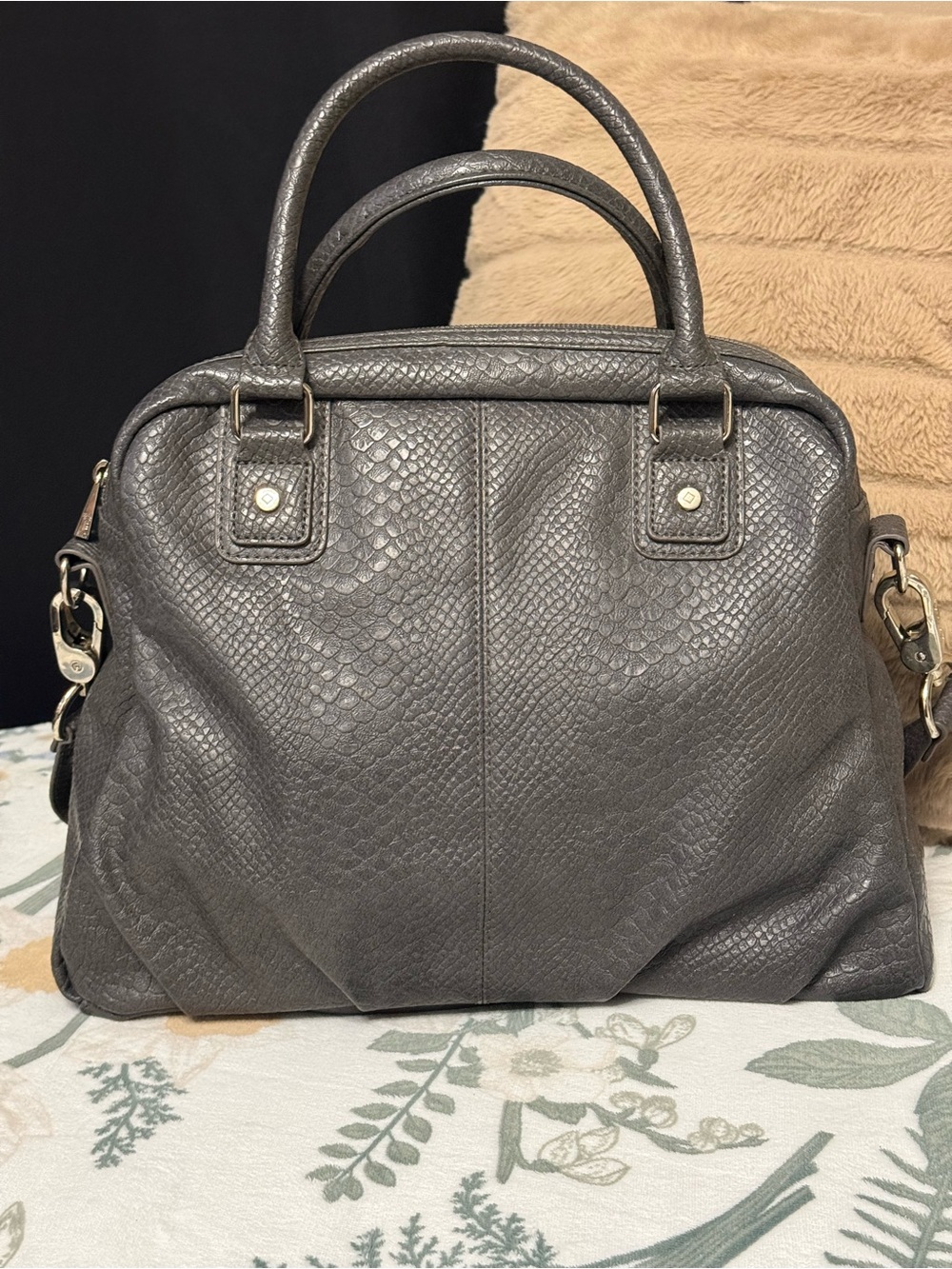 RARE Jewell by Thirty-One City Satchel / Bowler Crossbody in Grey Snakeskin - Picture 3 of 6